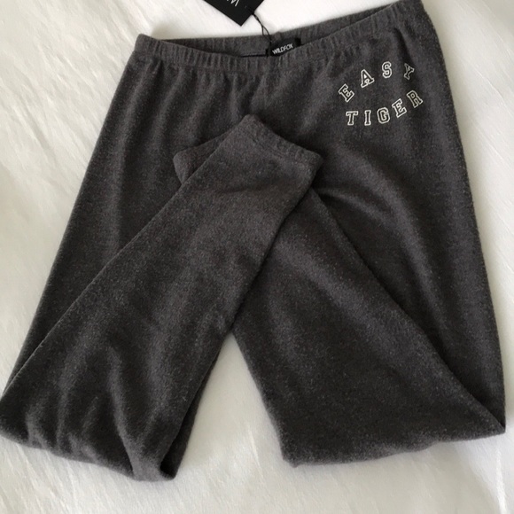 Wildfox Easy Tiger Sommers Lounge Set 🐯 - Picture 3 of 11